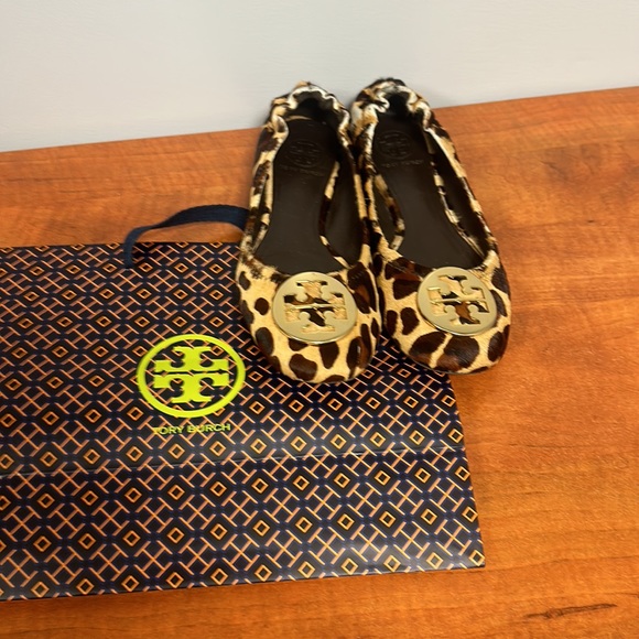 TORY BURCH Reva-Haircalf Leather Flats - Picture 9 of 12